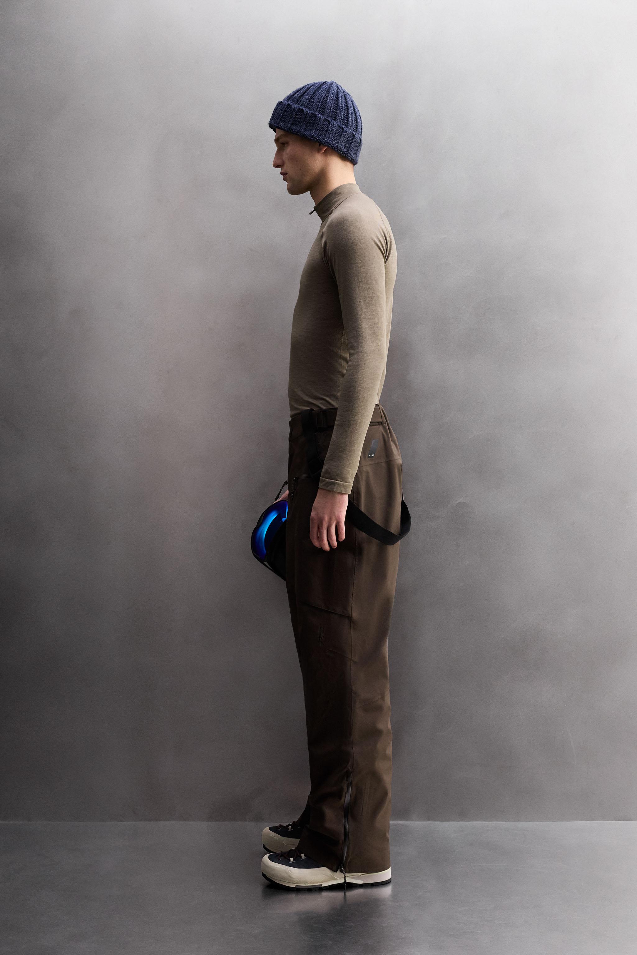 COMPRESSION QUARTER-ZIP SKI T-SHIRT